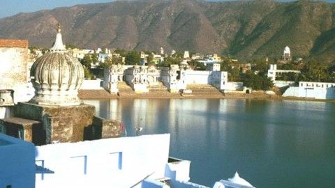 Pushkar – the city with a sleepy charm !! 03 Days/ 02 Nights couple stay and meals !! Hurry !!