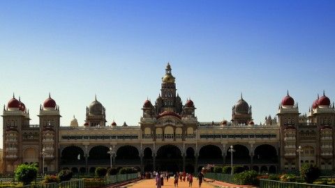 Tranquility, culture and heritage all rolled into one! You’ll truly feel like royalty in Mysore