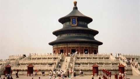 Impressively Beautiful and Colorful Temple of Heaven : Tiantan Park
