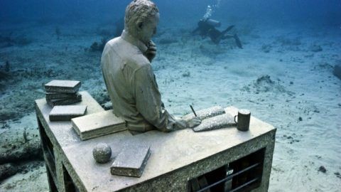Best Places For Underwater Experience in the World