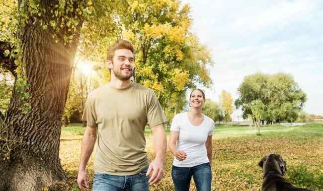 Travel under the sun while keeping yourself cool! How To Beat The Heat