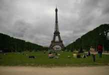 Paris’s Treasure: Eiffel Tower Paris’s Treasure: Eiffel Tower