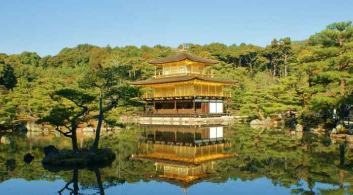 Glittering Golden Pavilion Glittering Golden Pavillion