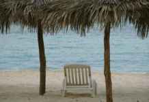 Lounge And Explore Beaches! Lounge And Explore Beaches