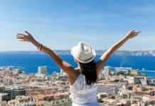 Benefits of taking the tour of your own city Travel