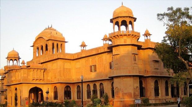 Lalgarh Palace