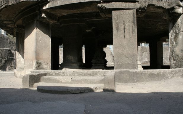 pataleshwar cave temple