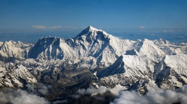 mount everest