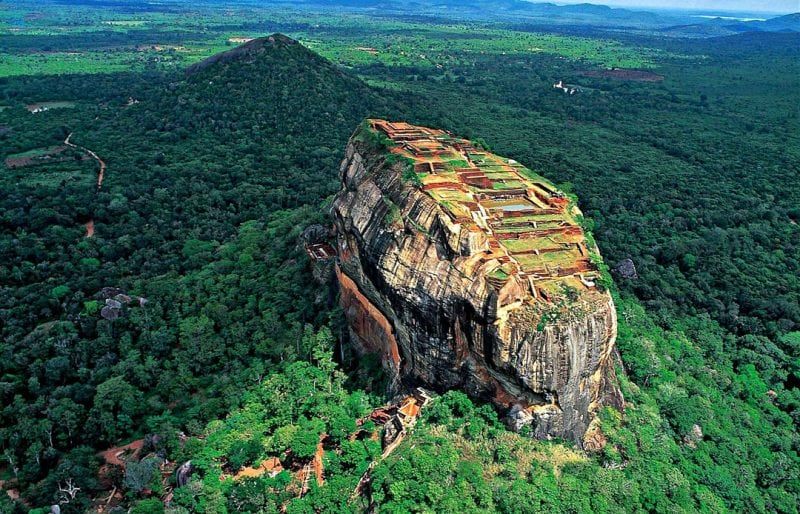 SIGIRIYA ROCK