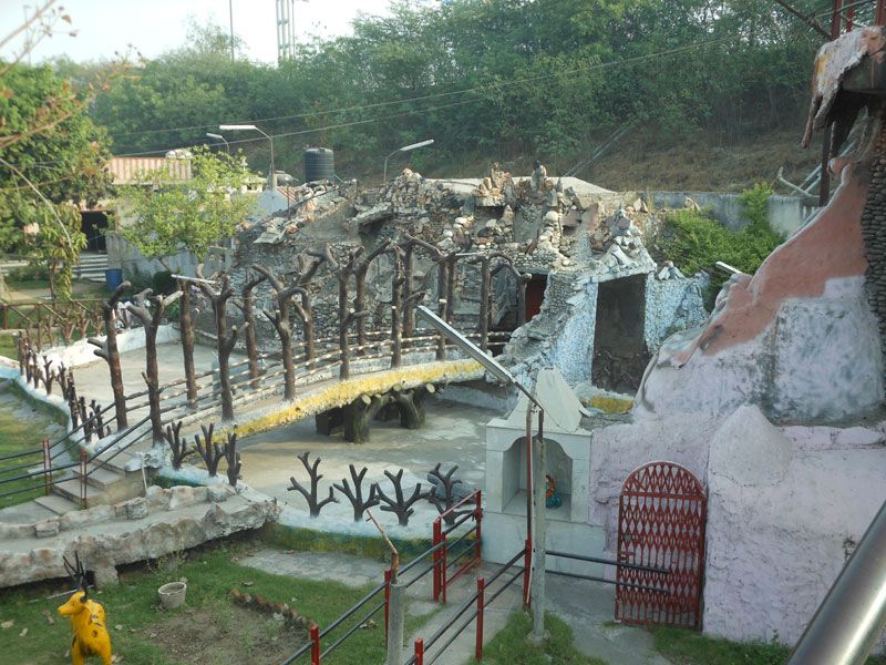 Gufa mandir