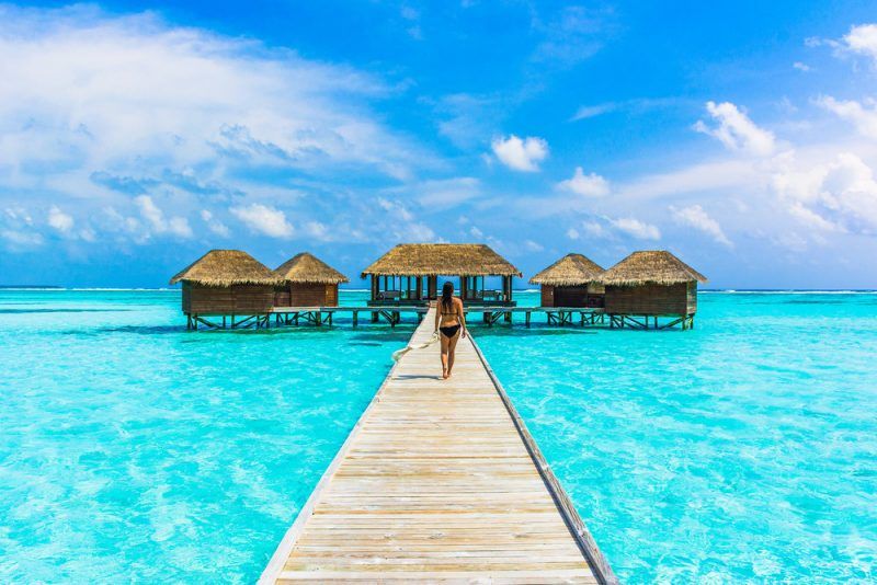 10 Romantic Instagram Travel Couples you must follow