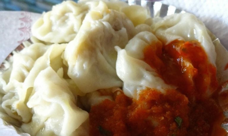 PLACES IN DELHI EVERY MOMO LOVER MUST VISIT