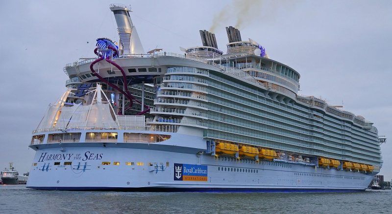 8 Biggest cruise ships you will want to go on your next vacation