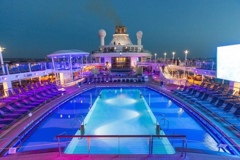 8 Biggest cruise ships you will want to go on your next vacation