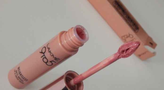 6 Makeup products to look flawless while traveling