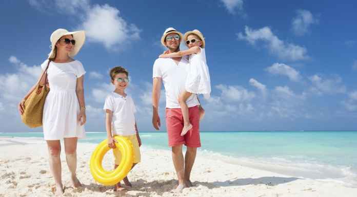 Things that only happen in summer vacations Things that only happen in summer vacations