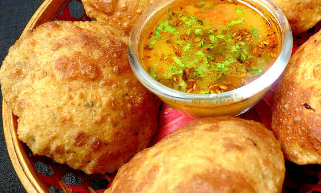 Places to have delicious Indian breakfast in Delhi Source mayeeka