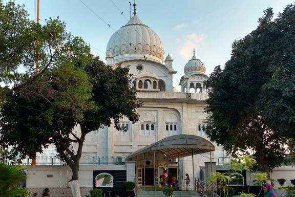 Delhi Gurdwara offers quarantine for COVID-19 patients and free langar Source justdial